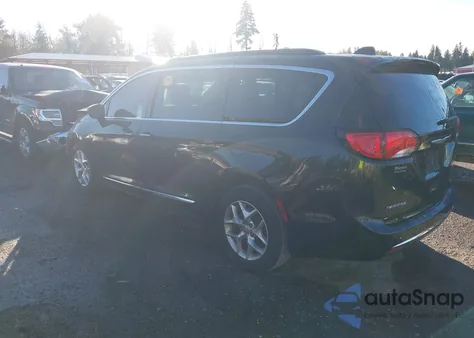 2017 Chrysler Pacifica Touring-L z USA, uszkodzony, nr VIN 2C4RC1BG1HR816344